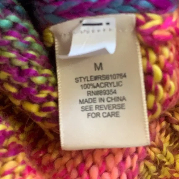 Ultra Flirt Brightly colored sweater - Picture 7 of 10